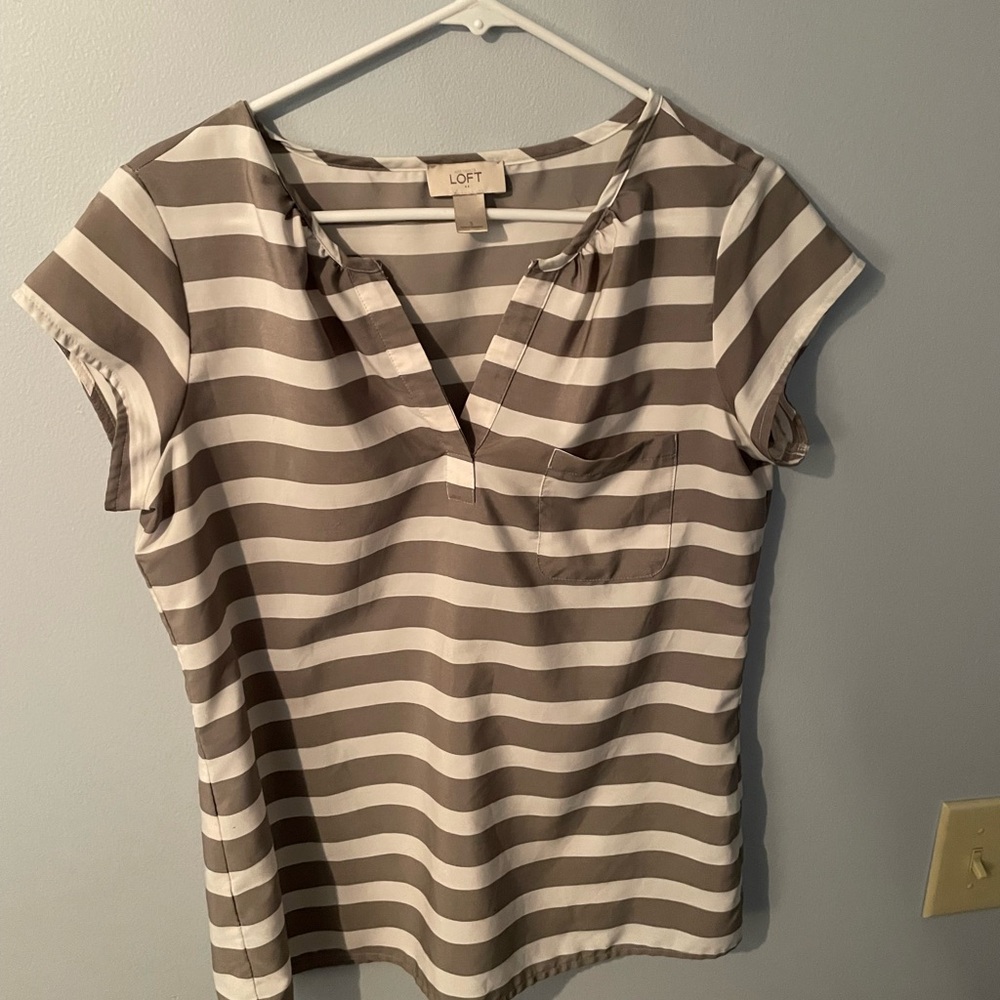 LOFT Women's Striped White and Gray Top